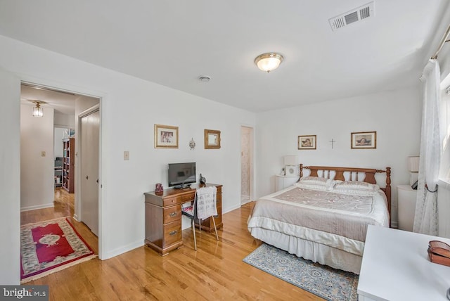1312 Cedar Park Rd, Annapolis, MD 21401 - bedroom with wood finished floors and baseboards