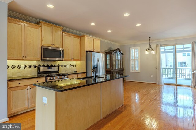 6672 Bartrams Forest Ln, Haymarket, VA 20169