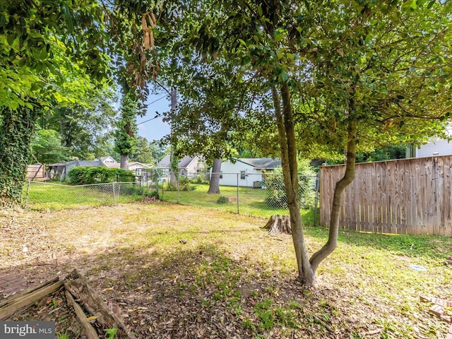 4503 Oakview Ln, Bowie, MD 20715 - view of fenced backyard
