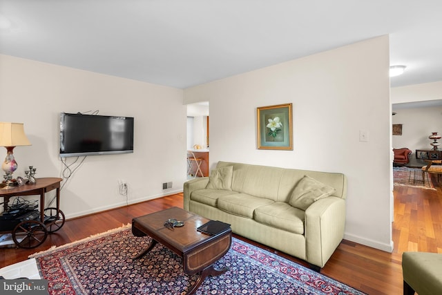 14519 Keeneland Cir, North Potomac, MD 20878 - living area featuring wood finished floors and baseboards