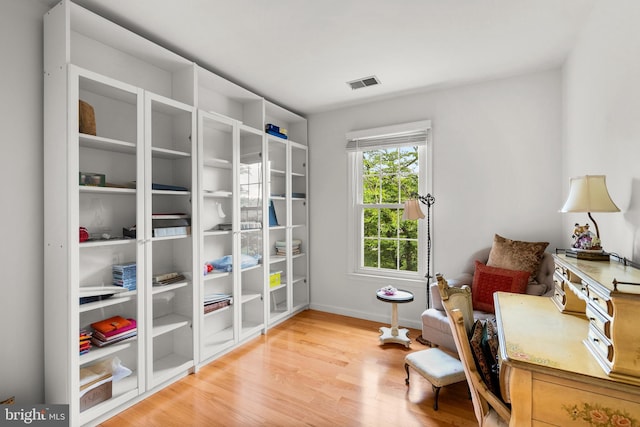 14519 Keeneland Cir, North Potomac, MD 20878 - living area with light wood-type flooring and baseboards