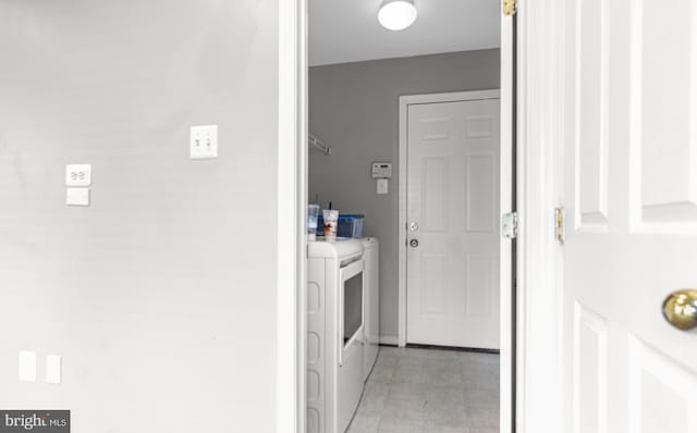 3515 Foundry Mews, Baltimore, MD 21211 - laundry area with washing machine and clothes dryer