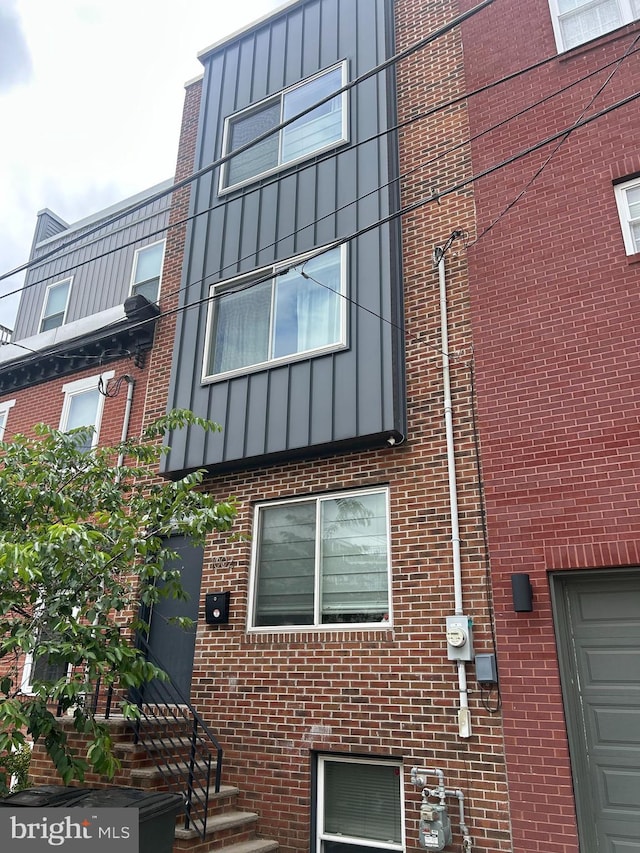 1002 S Colorado St, Philadelphia, PA 19146 - view of building exterior