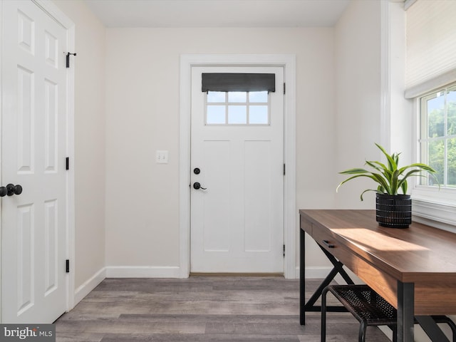 7802 Gary Ln, Severn, MD 21144 - foyer entrance featuring wood finished floors and baseboards