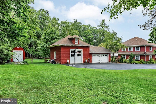 2165 Broadway, Hanover, PA 17331 - detached garage featuring a storage shed