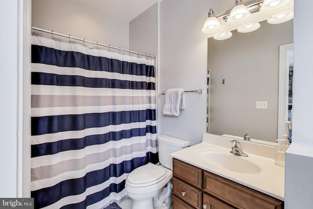508 Rampart Way Unit 6, Oxon Hill, MD 20745 - bathroom with vanity and curtained shower