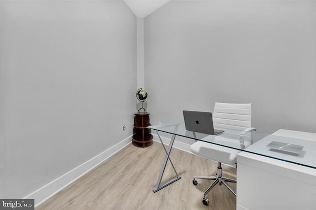1700 Kalorama Rd NW Unit 310, Washington, DC 20009 - unfurnished office with baseboards and wood finished floors