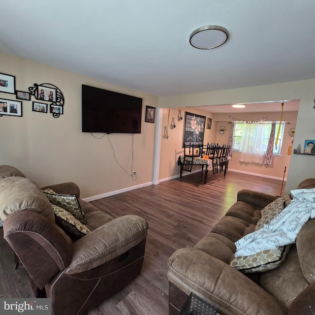 1709 Kingswood Pl, Clementon, NJ 08021 - living area featuring wood finished floors
