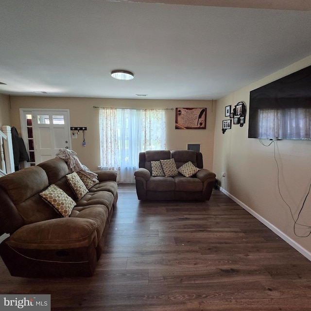 1709 Kingswood Pl, Clementon, NJ 08021 - living room with dark wood finished floors and baseboards