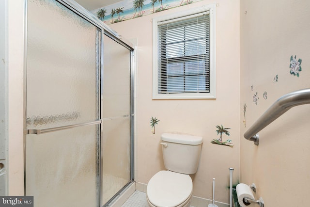 30 Hilltop Ln W, Columbus, NJ 08022 - bathroom featuring a stall shower and tile patterned floors