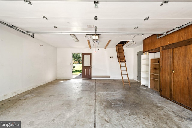 30 Hilltop Ln W, Columbus, NJ 08022 - garage with a garage door opener