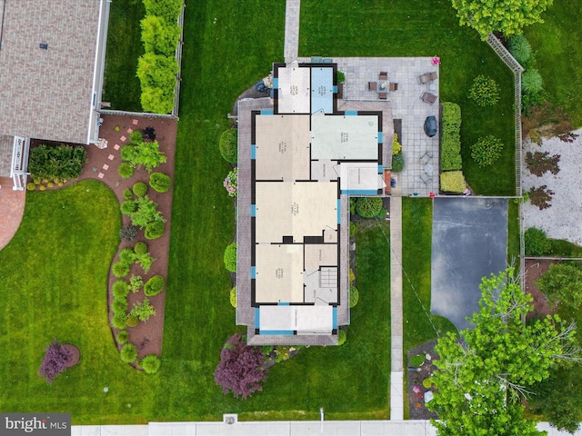 414 S Aurora St, Easton, MD 21601 - aerial view of property and surrounding area featuring property boundaries highlighted