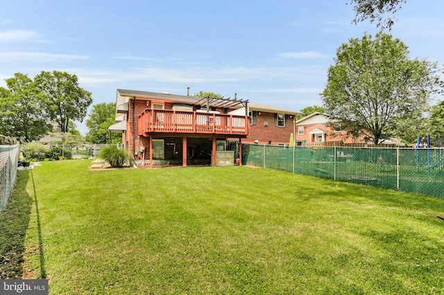 179 Dunlap Rd, Pasadena, MD 21122 - back of property featuring a wooden deck and a fenced backyard