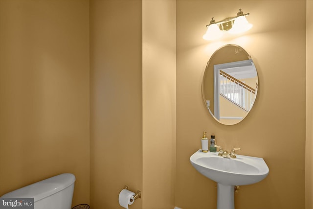 14014 Mary Bowie Pkwy, Upper Marlboro, MD 20774 - half bath featuring toilet