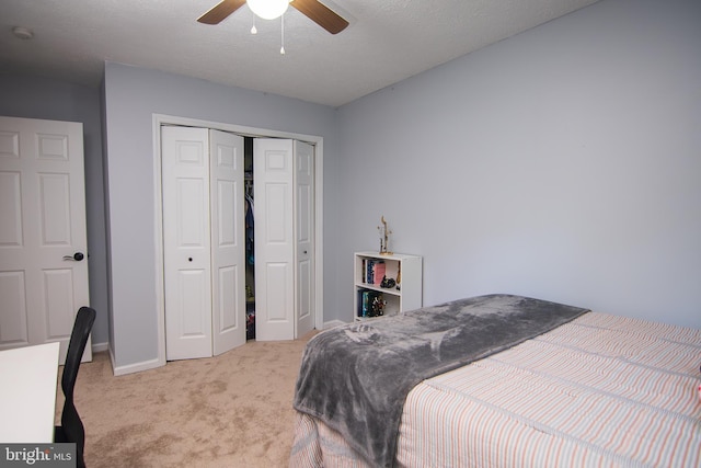 6309 Ember Ct, Manassas, VA 20112 - carpeted bedroom featuring a closet and ceiling fan