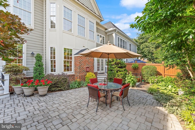 43665 Jernigan Ter, Leesburg, VA 20176 - view of patio featuring outdoor dining area
