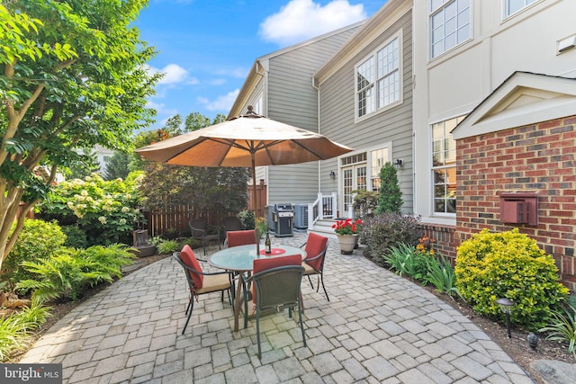 43665 Jernigan Ter, Leesburg, VA 20176 - view of patio featuring outdoor dining area
