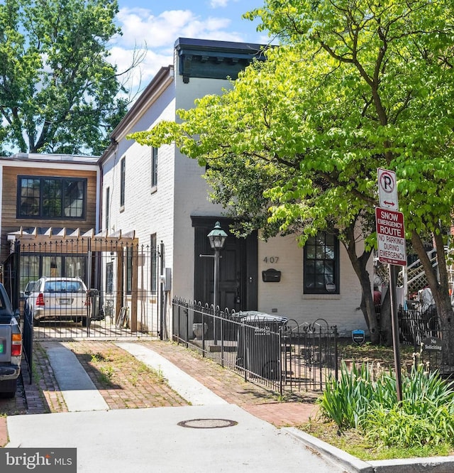 407 Independence Ave SE, Washington, DC 20003 - view of front of home featuring a gate