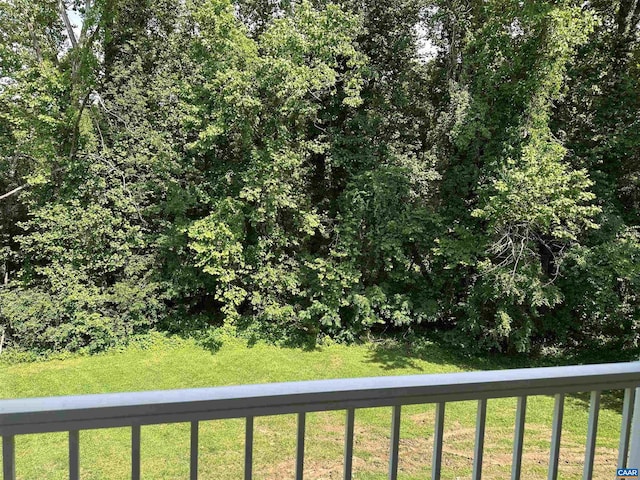 545 Burgoyne Rd Unit 8, Charlottesville, VA 22901 - view of grassy yard