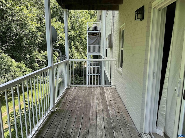 545 Burgoyne Rd Unit 8, Charlottesville, VA 22901 - view of wooden deck