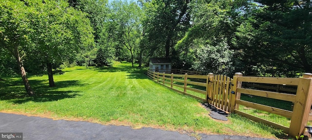 4367 Sunset Ct, Warrenton, VA 20187 - view of yard featuring an outbuilding and a gate