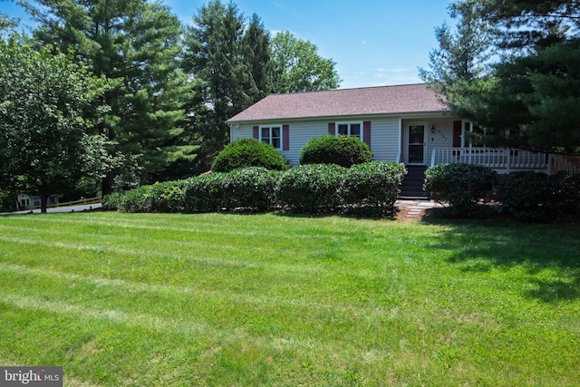 4367 Sunset Ct, Warrenton, VA 20187 - single story home featuring a front lawn