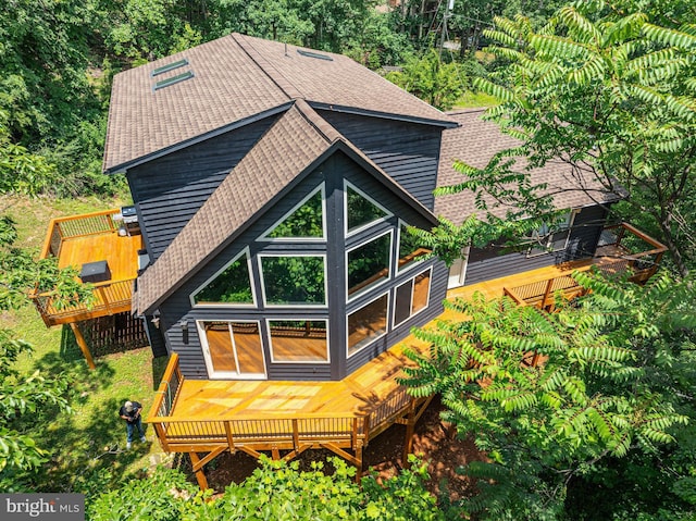 5171 Sandy Stone Ln, Broad Run, VA 20137 - rear view of house with a deck and a shingled roof