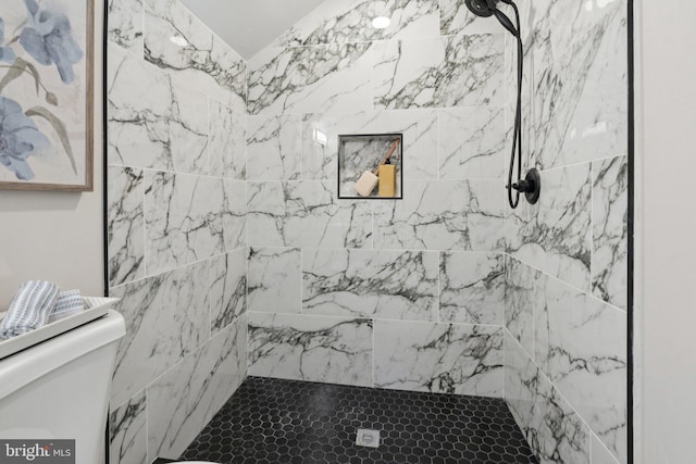 9215 Glenville Rd, Silver Spring, MD 20901 - full bath featuring tiled shower