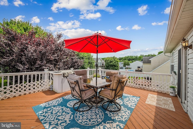 5 Spinnaker Reef Ct, Baltimore, MD 21220 - wooden deck with outdoor dining area