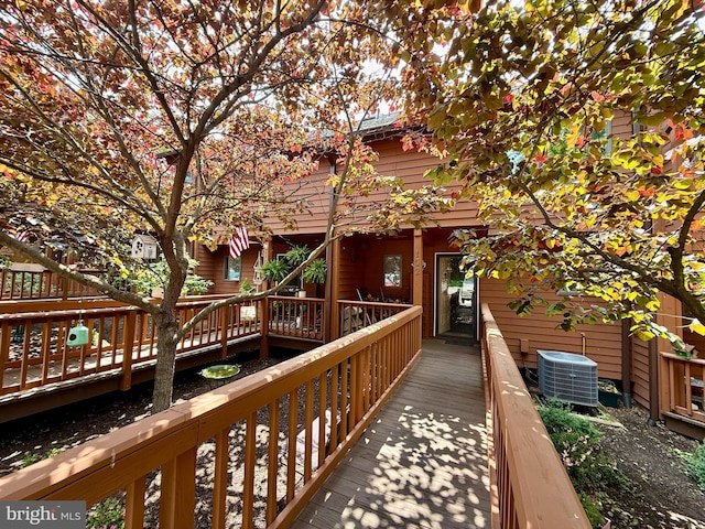 102 Tecumseh Trl, Hedgesville, WV 25427 - view of deck