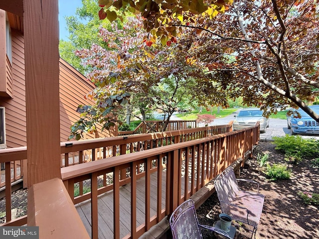 102 Tecumseh Trl, Hedgesville, WV 25427 - view of deck