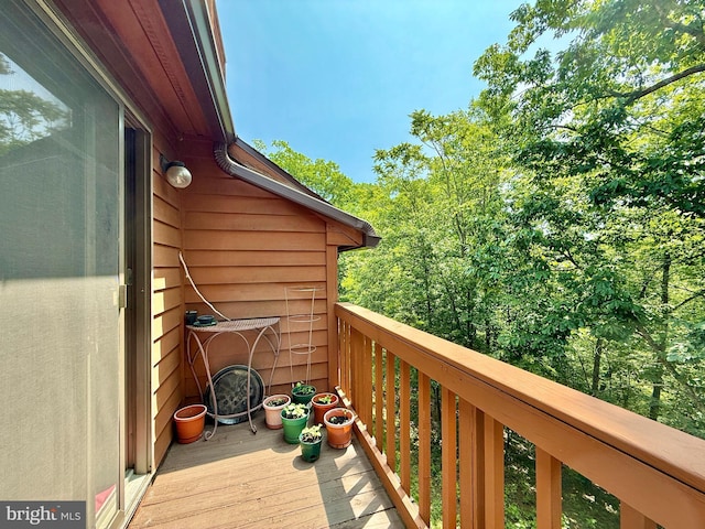 102 Tecumseh Trl, Hedgesville, WV 25427 - view of deck