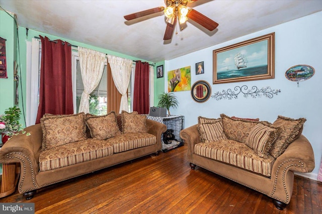 6612 Stockton Ln, Hyattsville, MD 20784 - living area with a ceiling fan and wood-type flooring