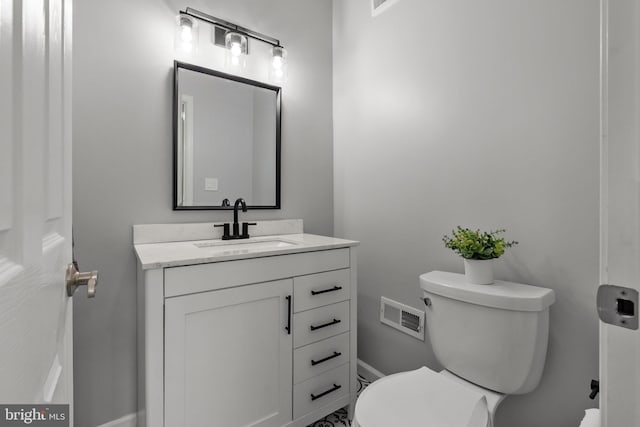 605 Lakevue Dr, Willow Grove, PA 19090 - bathroom featuring toilet, vanity, and baseboards