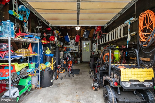 605 Lakevue Dr, Willow Grove, PA 19090 - view of garage