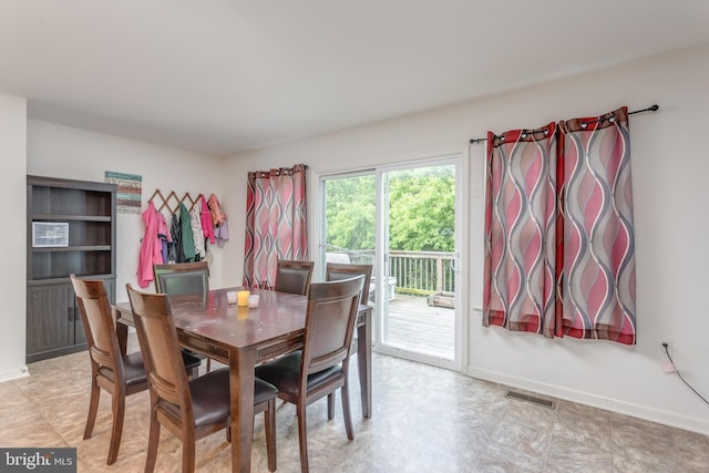 45 Private Ct, Bunker Hill, WV 25413 - dining room with baseboards