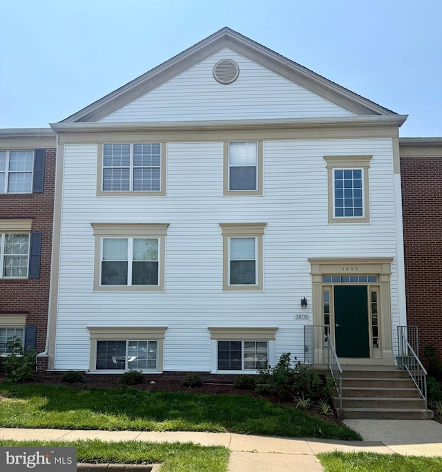 1003 Foxhunt Ter NE Unit 201, Leesburg, VA 20176 - view of front of home
