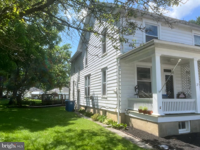 27 W High St, Hummelstown, PA 17036