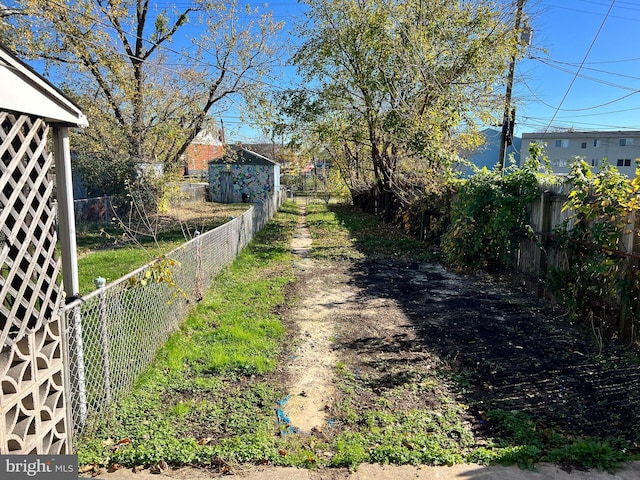 2011 Larkhall, Baltimore, MD 21222 - view of fenced yard