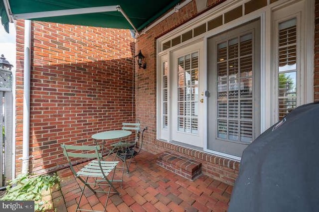 409 S Henry St, Alexandria, VA 22314 - view of patio / terrace