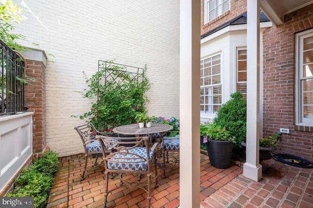 409 S Henry St, Alexandria, VA 22314 - view of patio