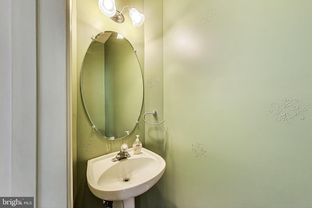 4174 La Mauricie Loop, Dumfries, VA 22025 - bathroom with a sink