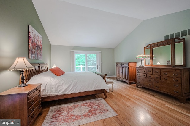 310 Belmont Ct, Lincoln University, PA 19352 - bedroom with lofted ceiling and wood finished floors