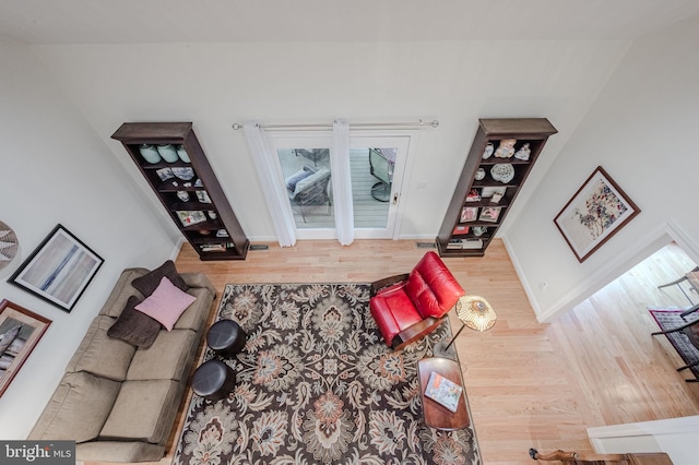 310 Belmont Ct, Lincoln University, PA 19352 - living room featuring wood finished floors