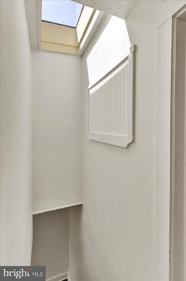 409 N Cherry St, Lancaster, PA 17602 - detailed view of a skylight