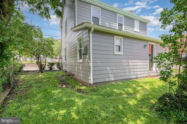 422 N High St, Duncannon, PA 17020 - view of side of property