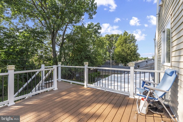 39 Roxeter Rd, New Castle, DE 19720 - view of wooden terrace