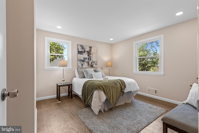 423 Highmeadow Rd, Reisterstown, MD 21136 - bedroom featuring light wood finished floors and recessed lighting