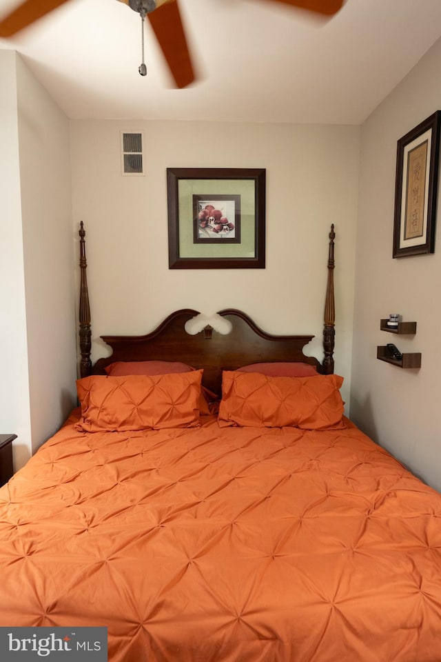 674 Good Intent Rd, Blackwood, NJ 08012 - bedroom with ceiling fan