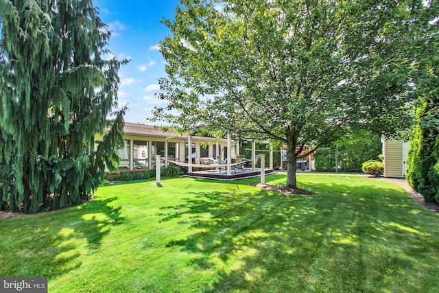 106 Mumma Ave, Hanover, PA 17331 - view of grassy yard
